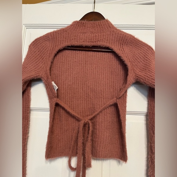 *DONATED 4/1* NWOT Nasty Gal Turtleneck Fluffy Knit Backless Top, Rose, 0 - Picture 6 of 10